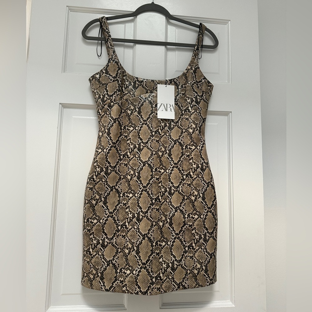 Faux leather snakeskin dress size medium NWT